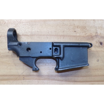 Gniazdo magazynka z komorą spustową M16A1 #9234944